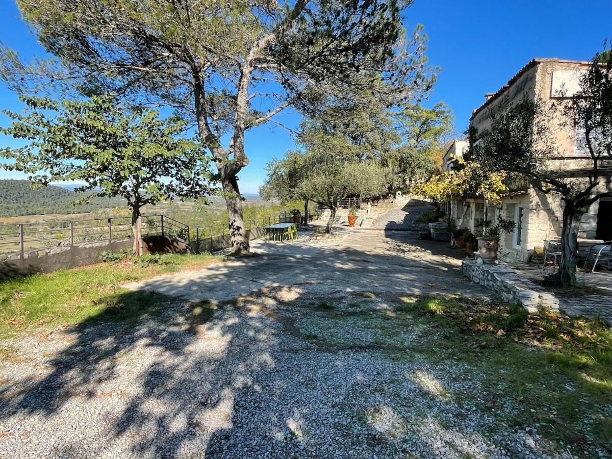 Le Castellas - Gite En Pleine Nature Montmirat エクステリア 写真