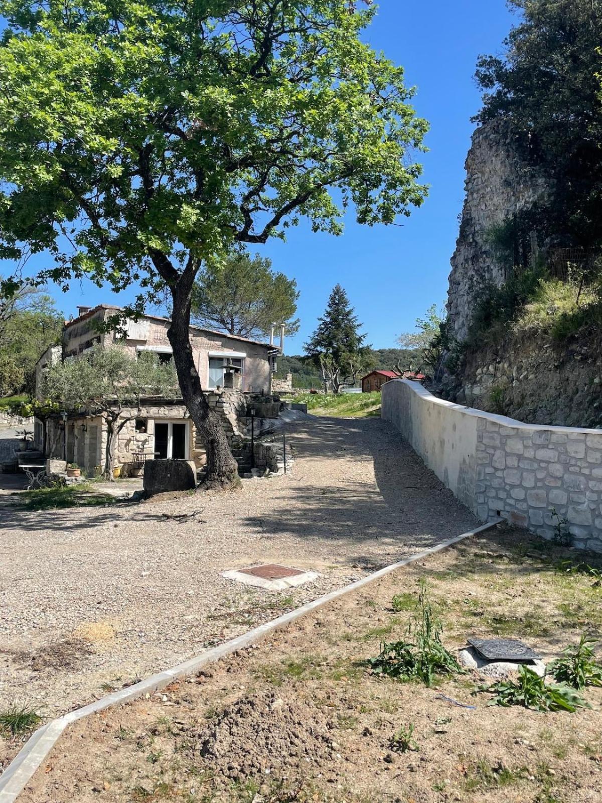 Le Castellas - Gite En Pleine Nature Montmirat エクステリア 写真
