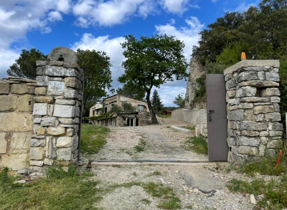 Le Castellas - Gite En Pleine Nature Montmirat エクステリア 写真